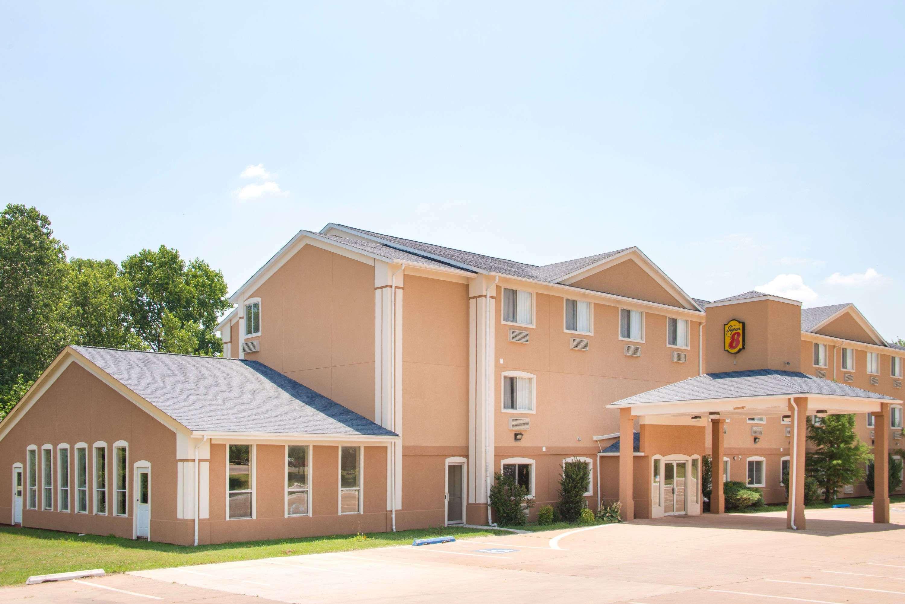 ซูเปอร์ 8 บาย วินด์แฮม เพอรี Hotel Perry ภายนอก รูปภาพ