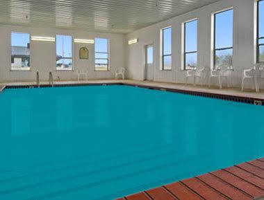 ซูเปอร์ 8 บาย วินด์แฮม เพอรี Hotel Perry ภายนอก รูปภาพ